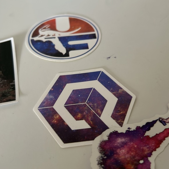 Sticker bundle - Picture 8 of 9